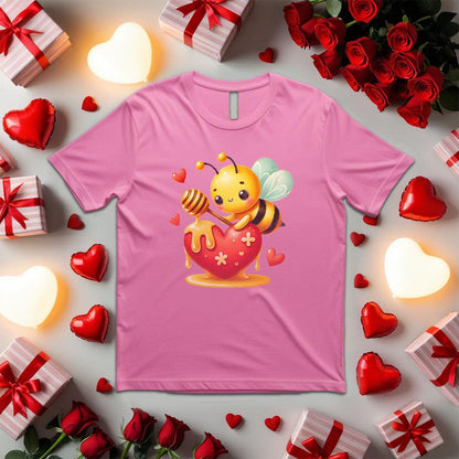 bee decorating a heart with honey T-shirt - Beebloomify